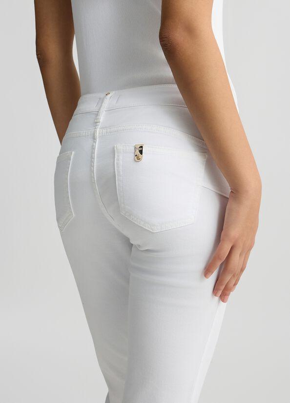 pantalone con ricami fondo WA5457T4033 M9603 liU JO 