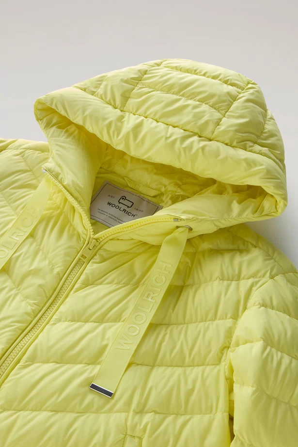 giubbino con trapuntatura e cappuccio CFWWOU0973FRUT2635 2173 WOOLRICH 