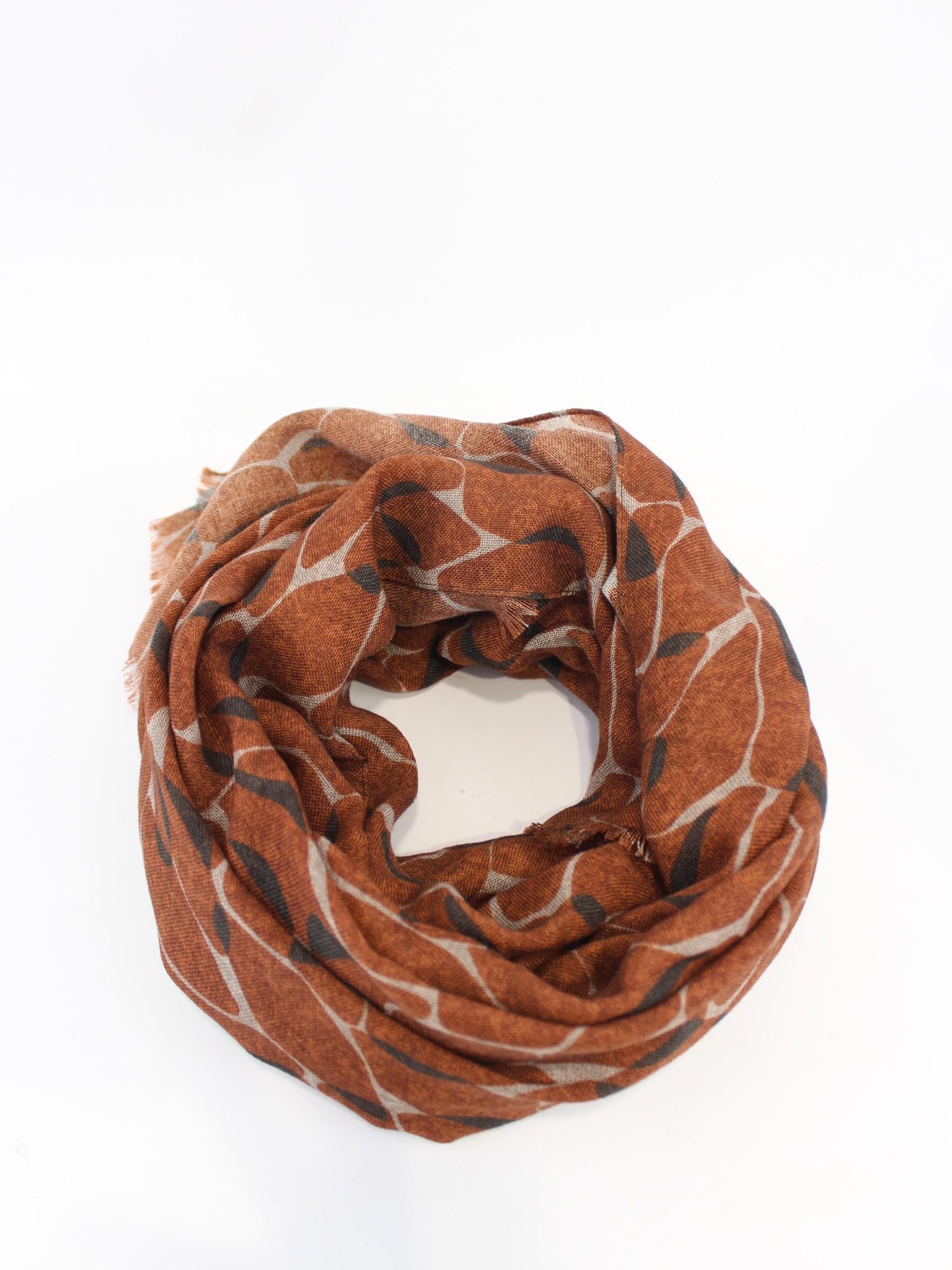 sciarpa in tono marrone SC184-02232232 04 GIERRE MILANO 