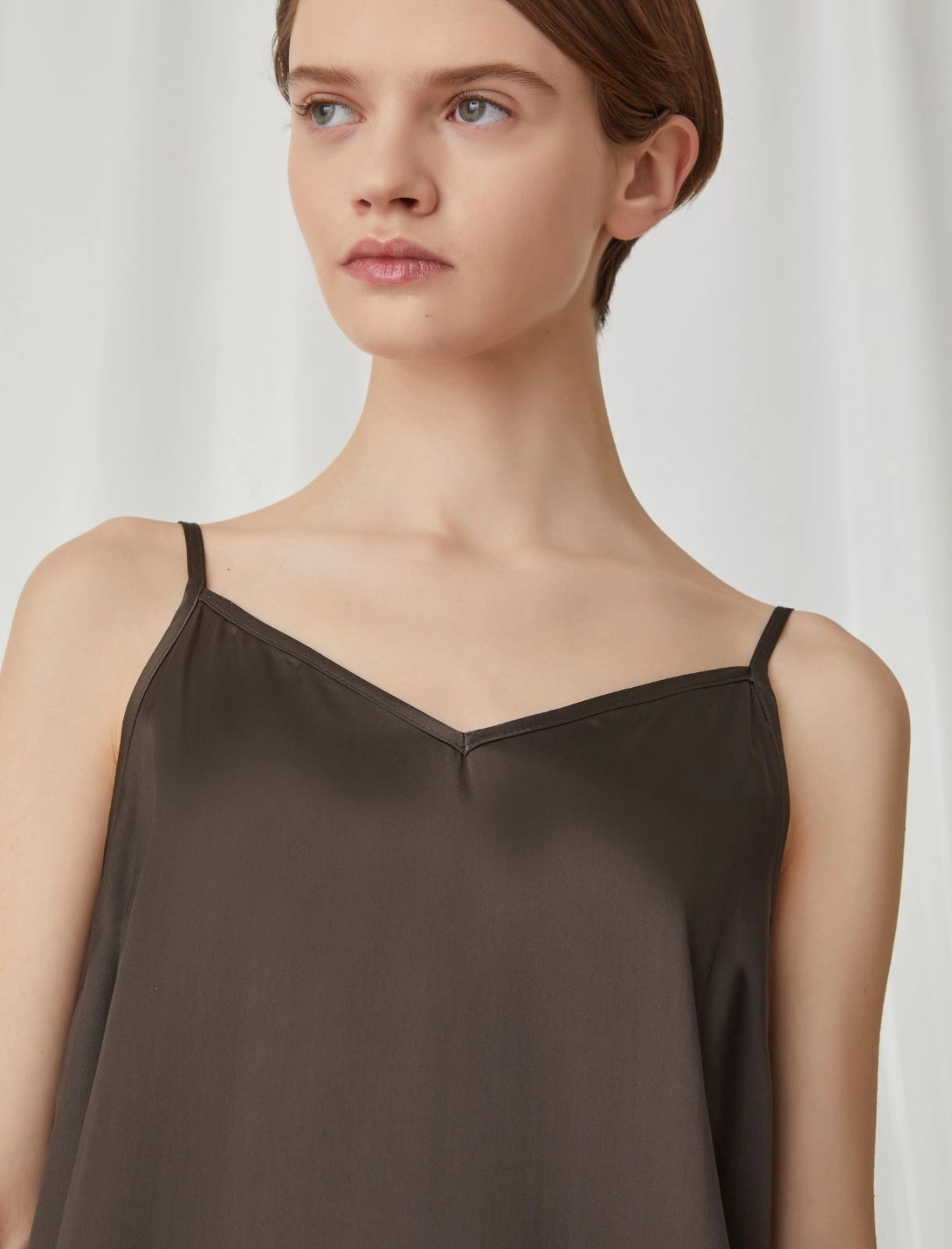 top con bretelle sottili in raso LEZIONE 003 MARella 